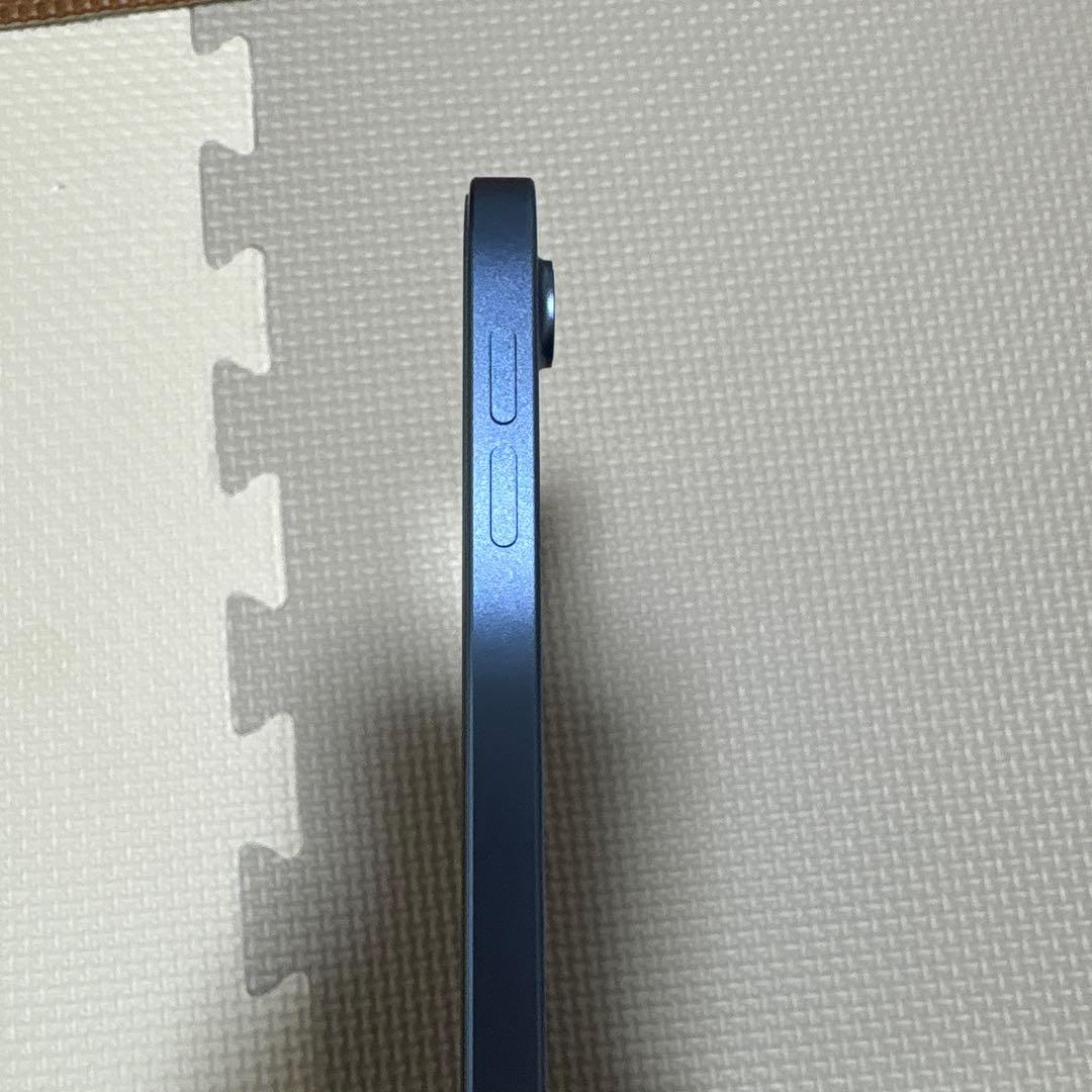 美品 Apple iPad 10.9インチ ブルー　第10世代