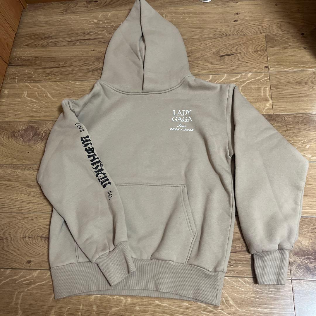 LADY GAGA THE MAYHEM BALL 公式パーカー　新品未使用