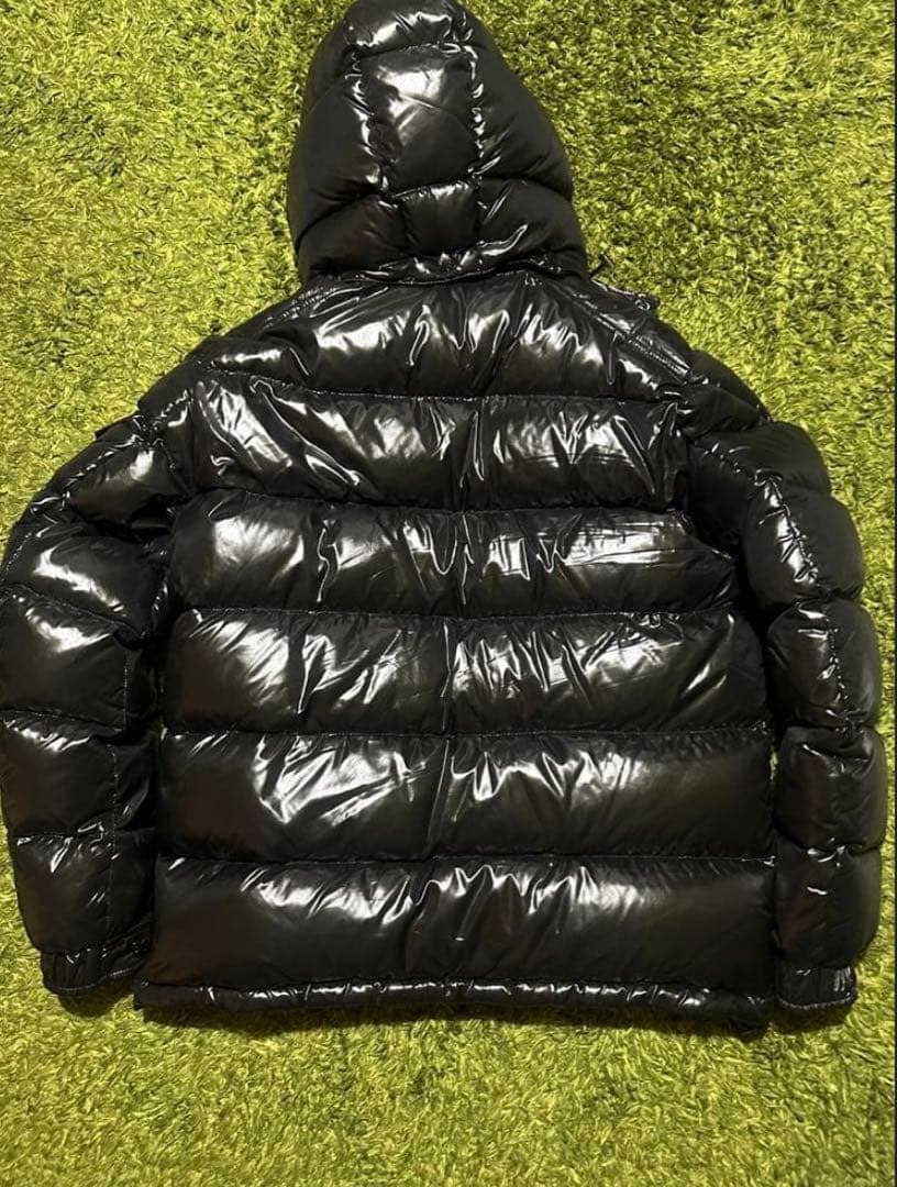 【MONCLER】ブラックダウンジャケット