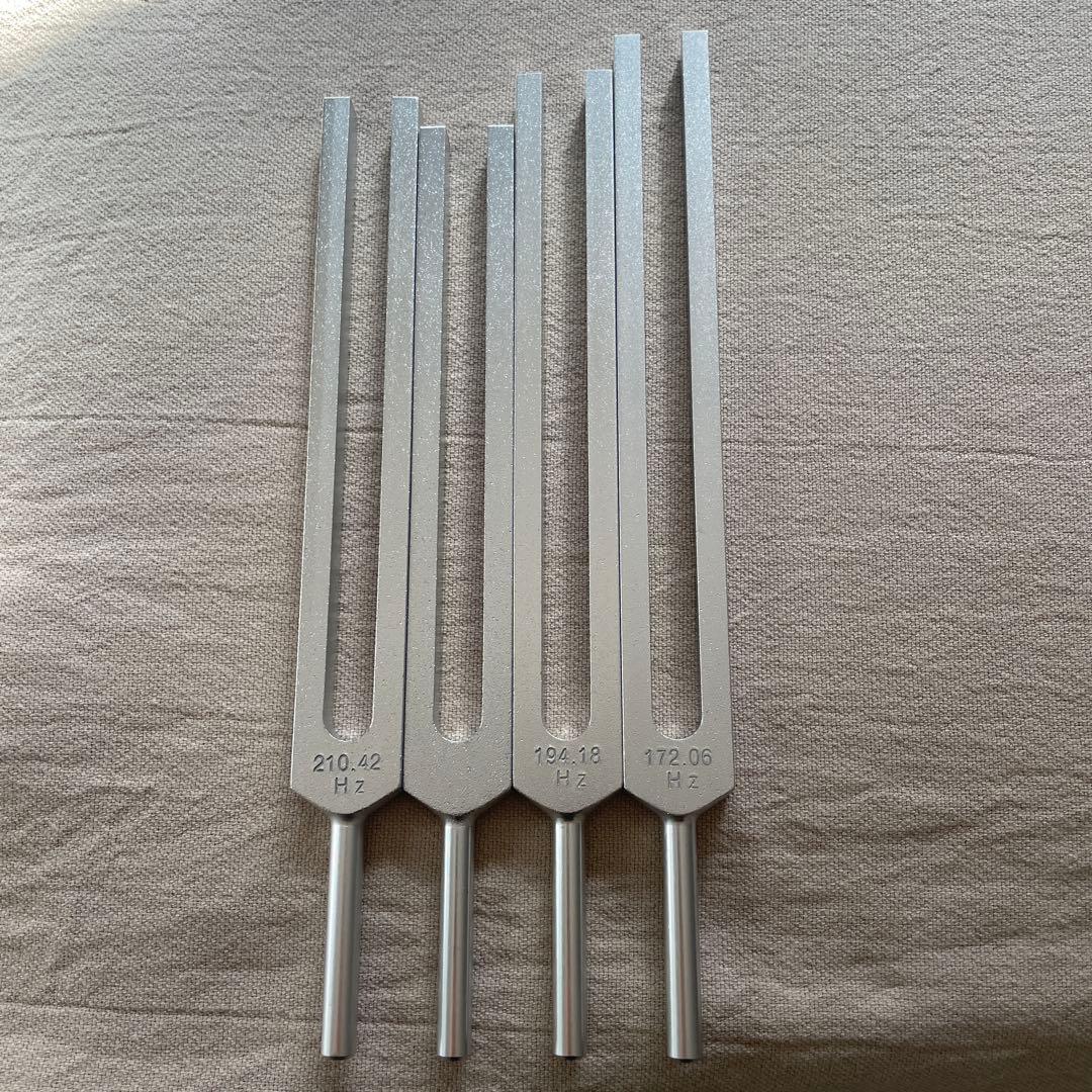 惑星音叉チューナー　 14本ミドルフォーク