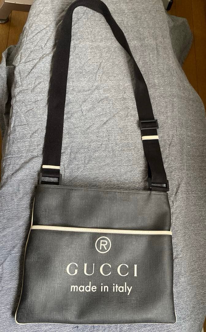 GUCCI ショルダーバック