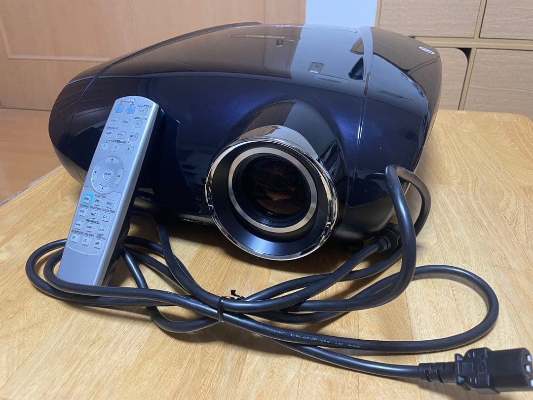 MITSUBISHI プロジェクター　LVP-HC7000