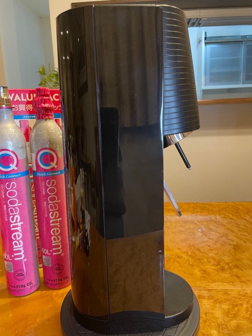 ソーダストリームTERRA ブラック　ガスシリンダー2本　1L未使用ボトル1本