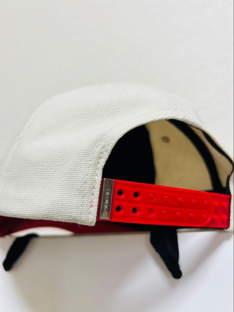 AMIRI ベースボールキャップ ホワイト/レッド