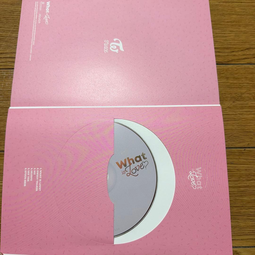 TWICE引退品まとめ売り　トレカ　アルバム　トートバッグ　ペンライト　タオル