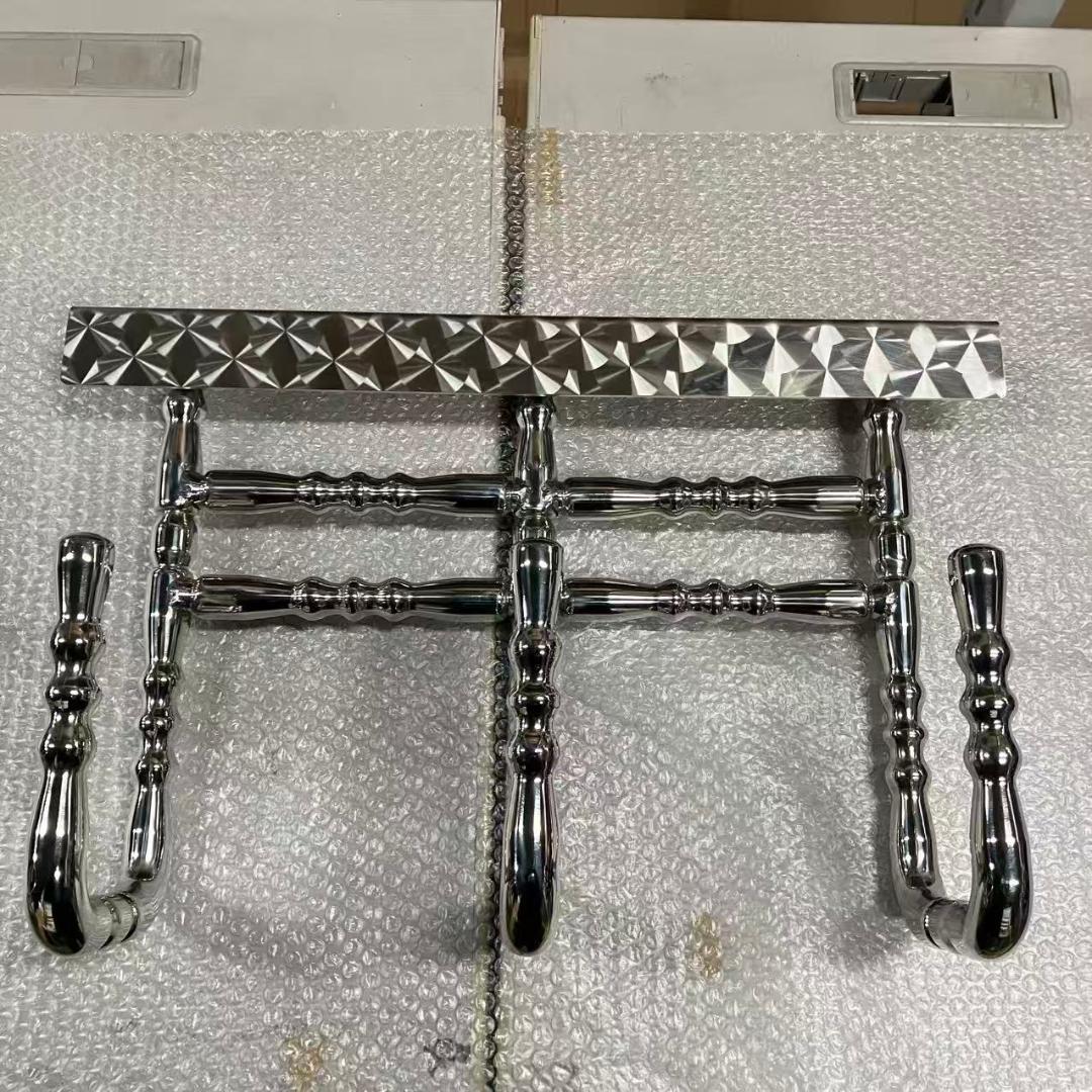 0576 汎用◆3連絞りチェーンフック ウロコ ステンレス