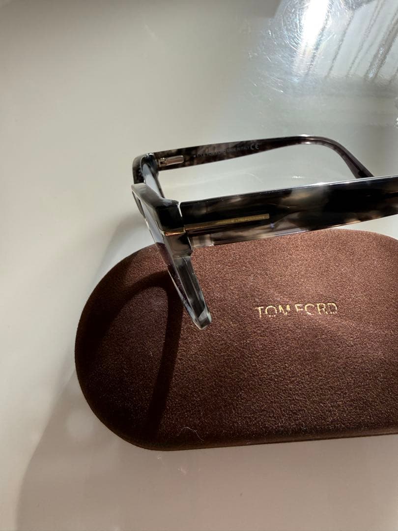 トムフォードTOM FORD TF5468