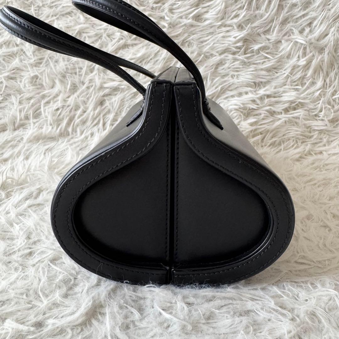 【ロエベ】フォーマル　ハンドバッグ　黒　シープスキン　冠婚葬祭　保存袋