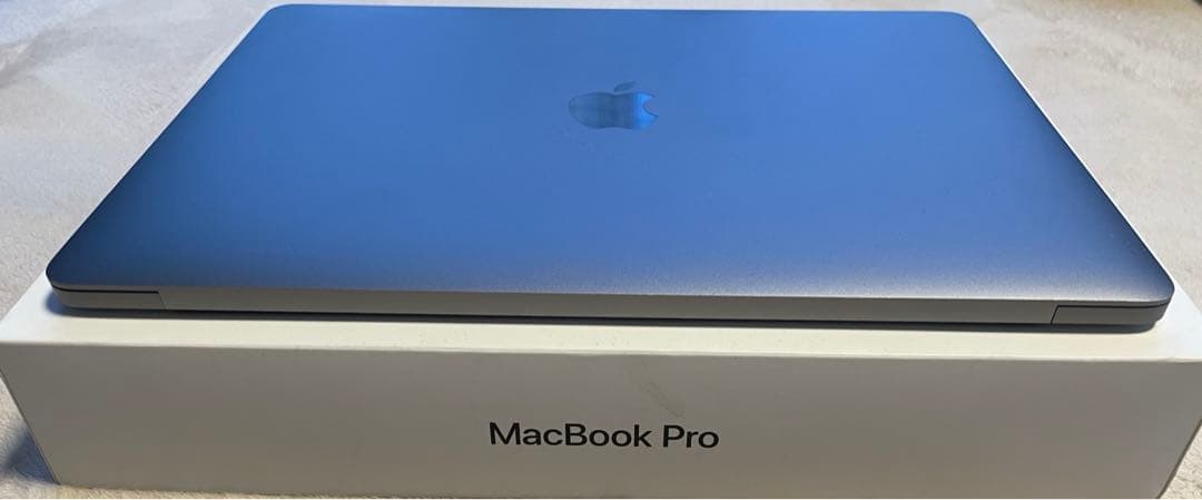 iPad本体 MacBook Pro 13-inch