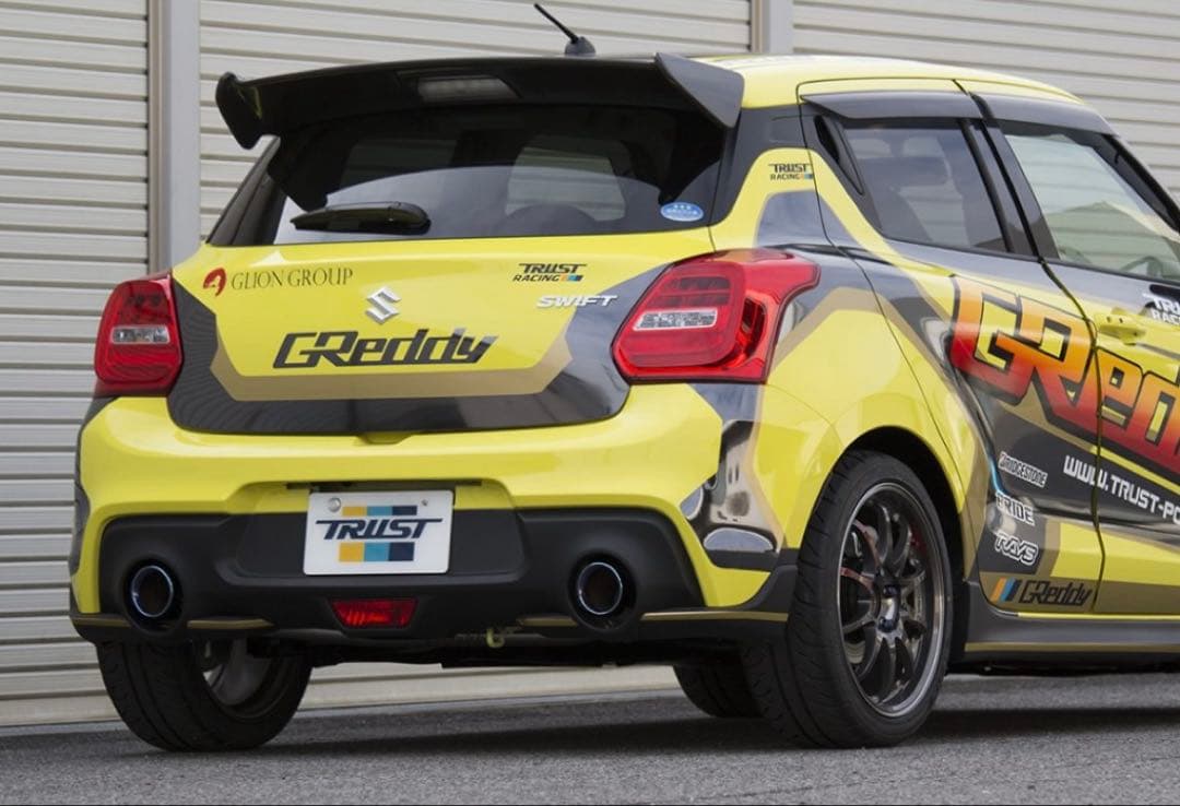 ZC33S TRUST リアウィングFRP 未塗装