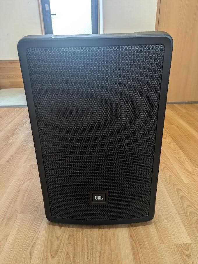 ほぼ新品　JBL IRX112BTパワード12インチポータブルPAスピーカー①