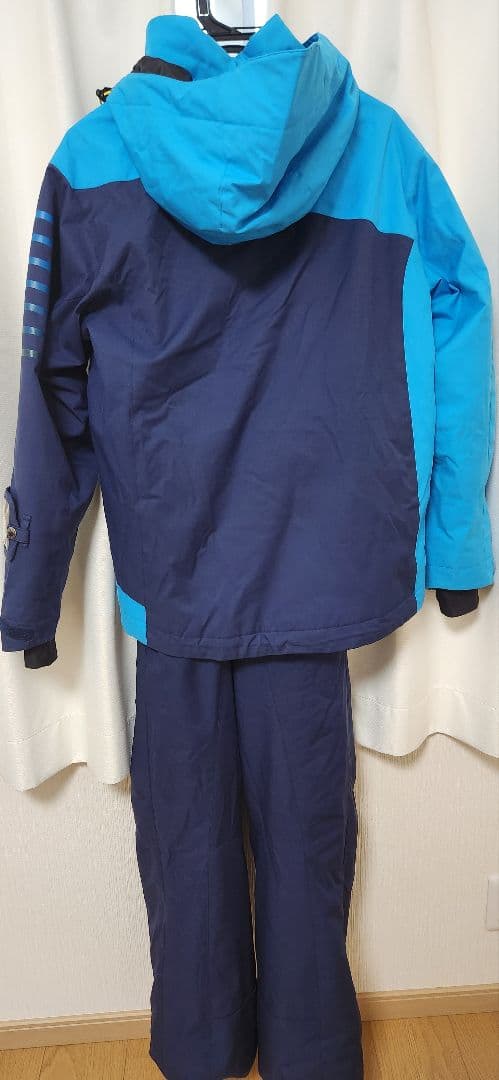 ONYONE オンヨネスノーボード/スキーウェア メンズ上下セットSサイズ