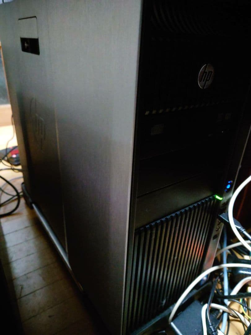 z820  2690v3*2  ssd 1tb ram 512gb ダブルcpu