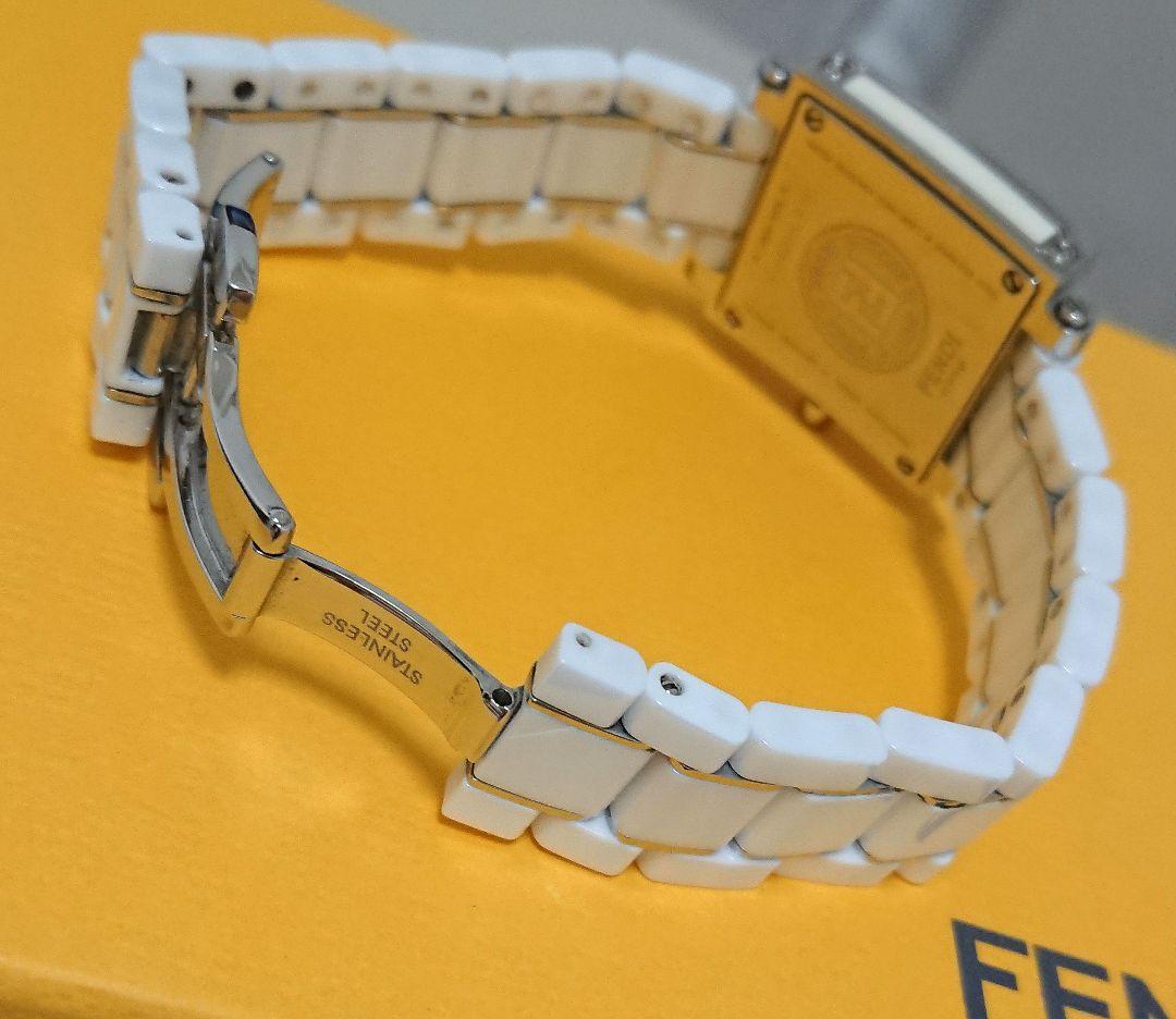 【美品】【希少】FENDI 　12pダイヤシェル　セラミック　レディース腕時計