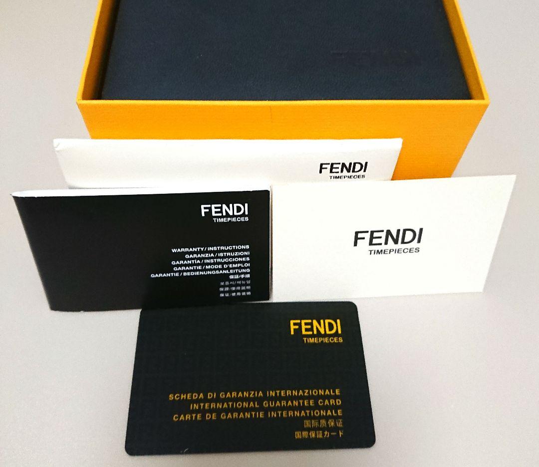 【美品】【希少】FENDI 　12pダイヤシェル　セラミック　レディース腕時計