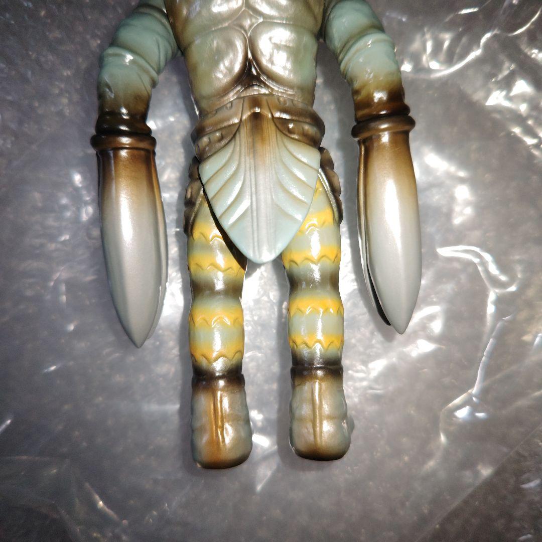 LESTANG NICOLAS　ウルトラマン　バルタン星人　ソフビ