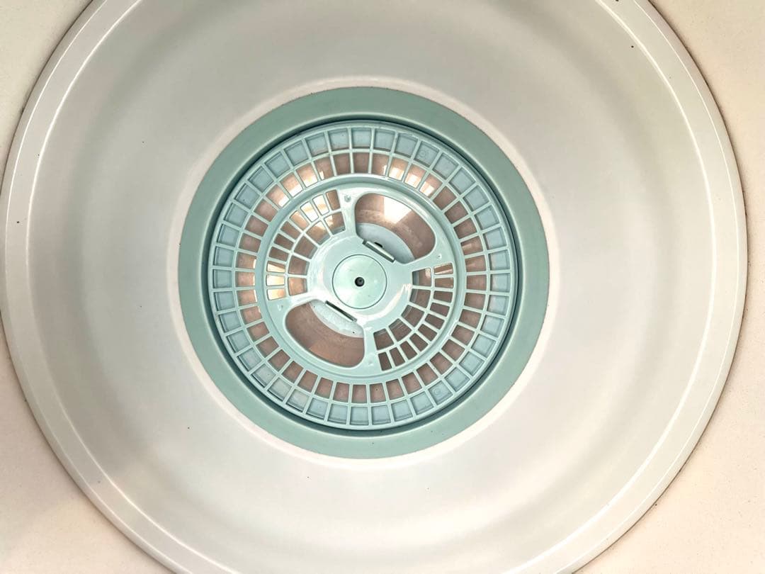 TOSHIBA 電気式乾燥機 ホワイト　ED-60C(新品フィルター付き)