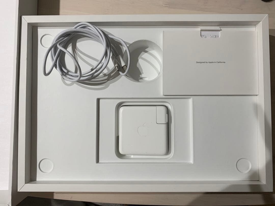 MacBook本体 MacBook Pro 16inch 2TB 32GB