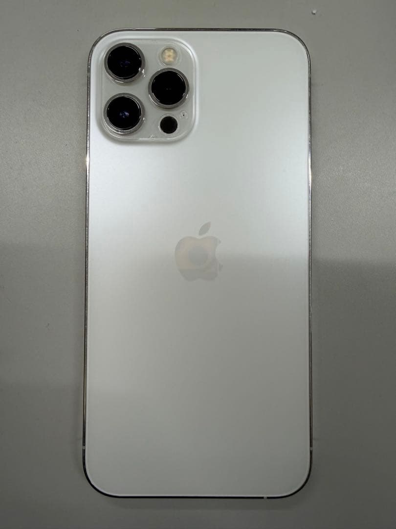 iPhone12proMAX256G シルバー