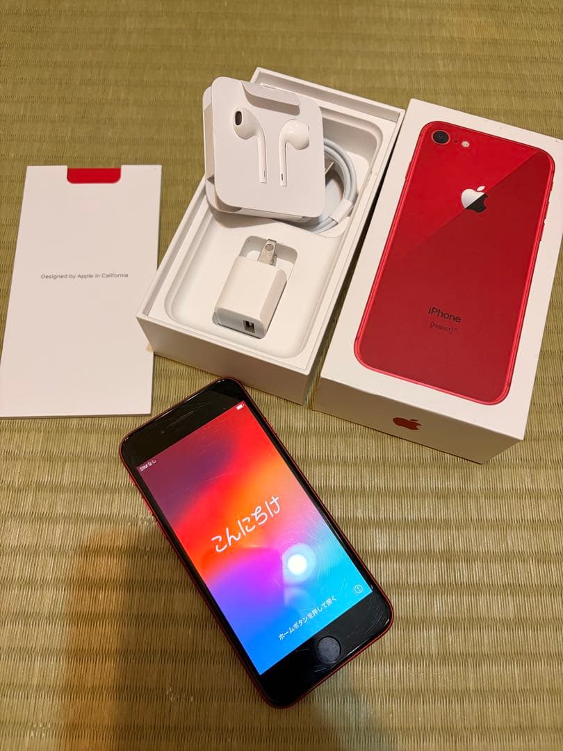 iPhone SE RED SIMロック　iPhone8