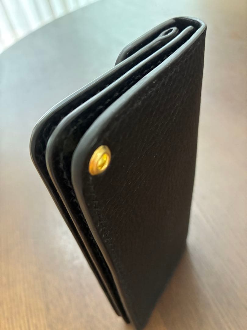 アップルウォッチのクロコダイルベルトとロングトラッカーウォレット