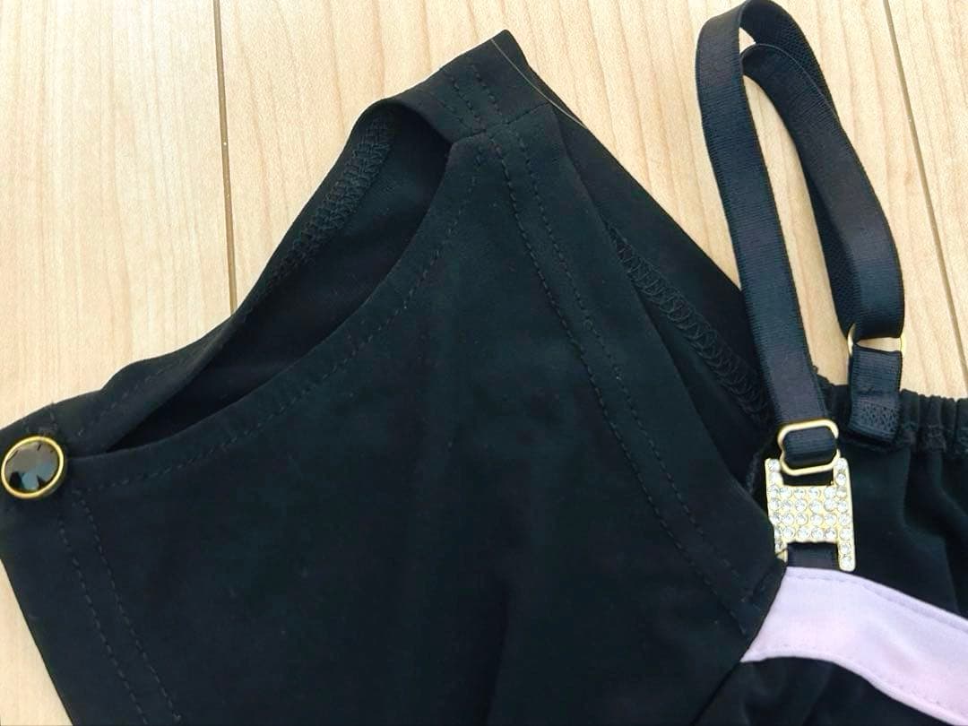 GOLDS同型♡Pumpkin-パンプキン-♡ビジュー♡肩出しオフショルトップス