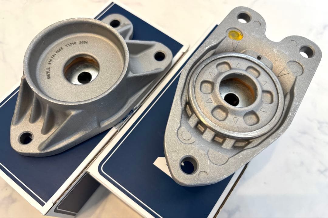 ヒ*キ様 値下げ！新品未使用！純正ショックサポートMEYLE製リア アッパ