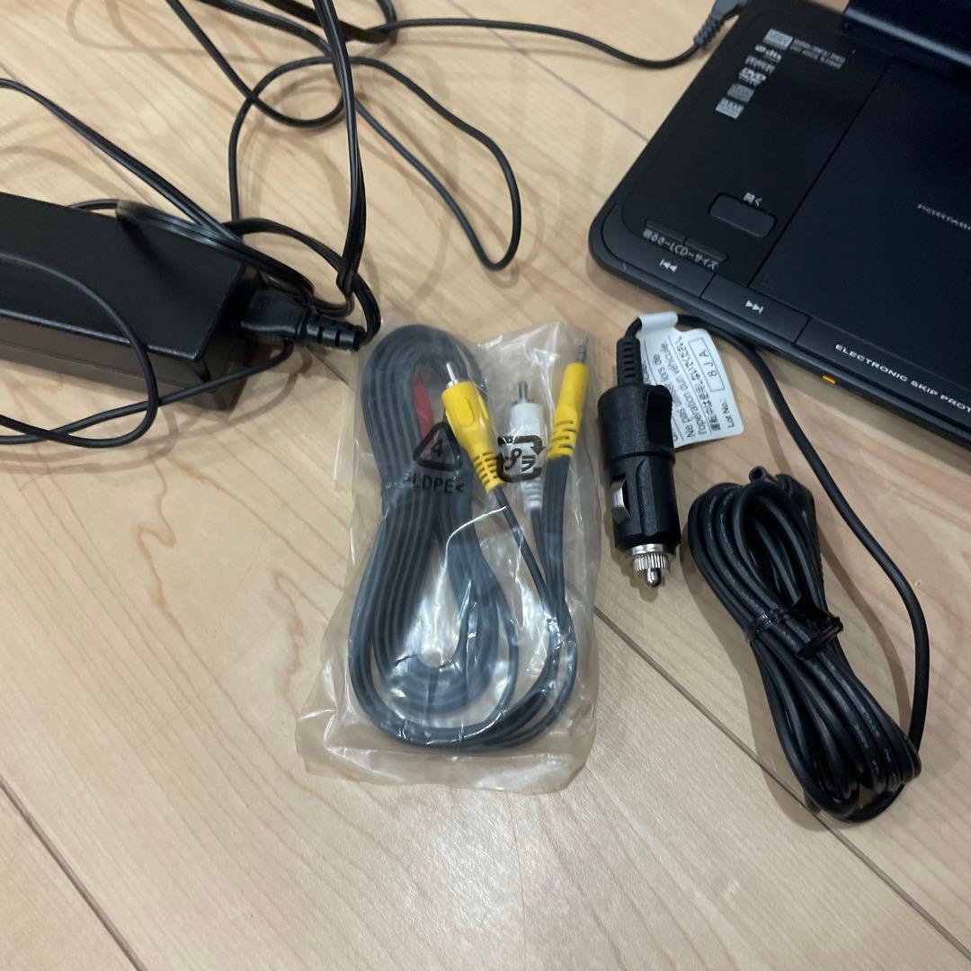 Panasonic パナソニック DVD-LS83K ポータブルプレーヤー