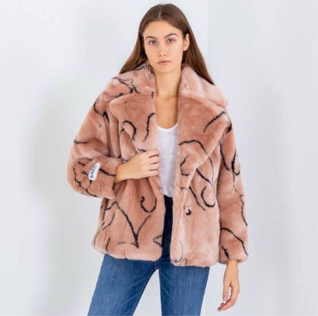 【新品✨】定価4.2万 jakke RITA フェイクファーコート　Mサイズ