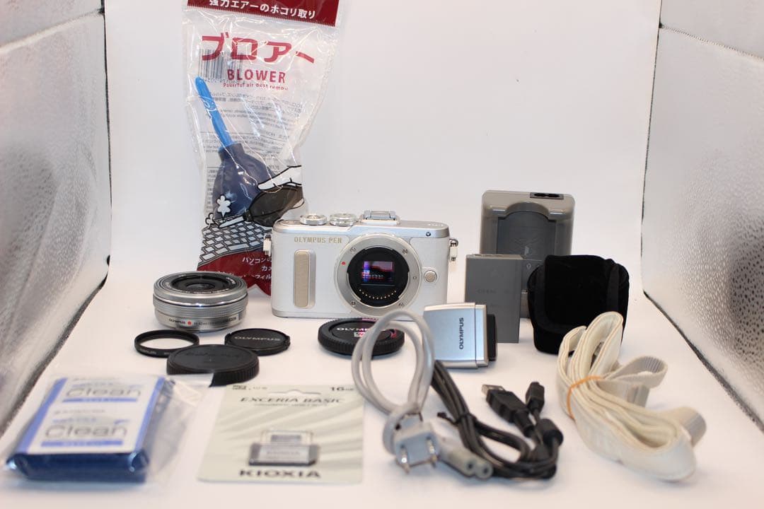 ★ショット数1213回★ オリンパス　E-PL8 レンズキット　ミラーレス