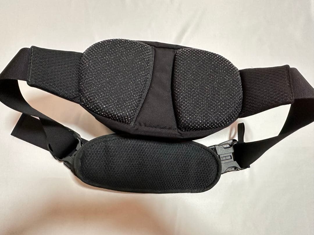 新品同様　Hugoo ブラック ヒップシート スリング