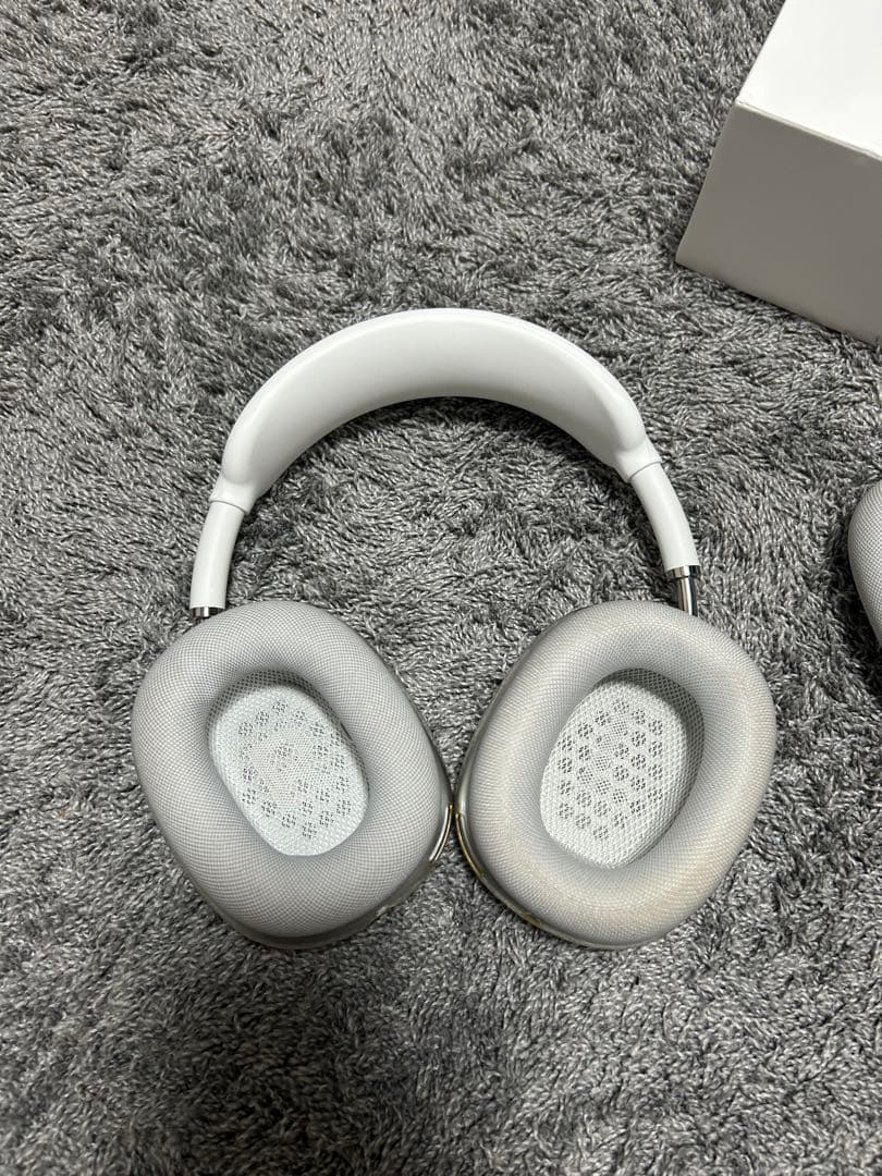 AirPods Max シルバー 本体 イヤーカップ付き