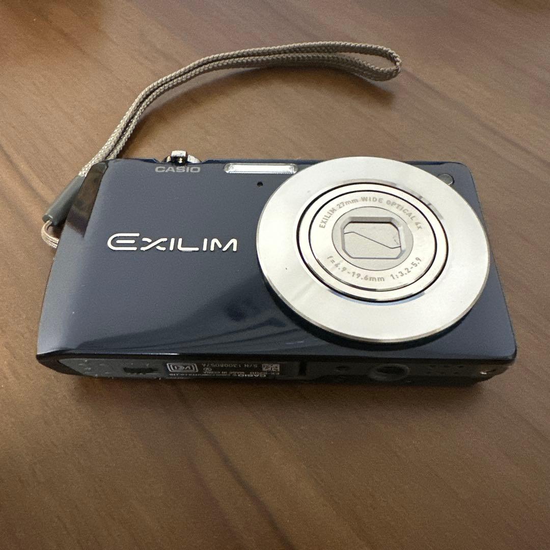 CASIO EXILIM デジカメ EX-S200