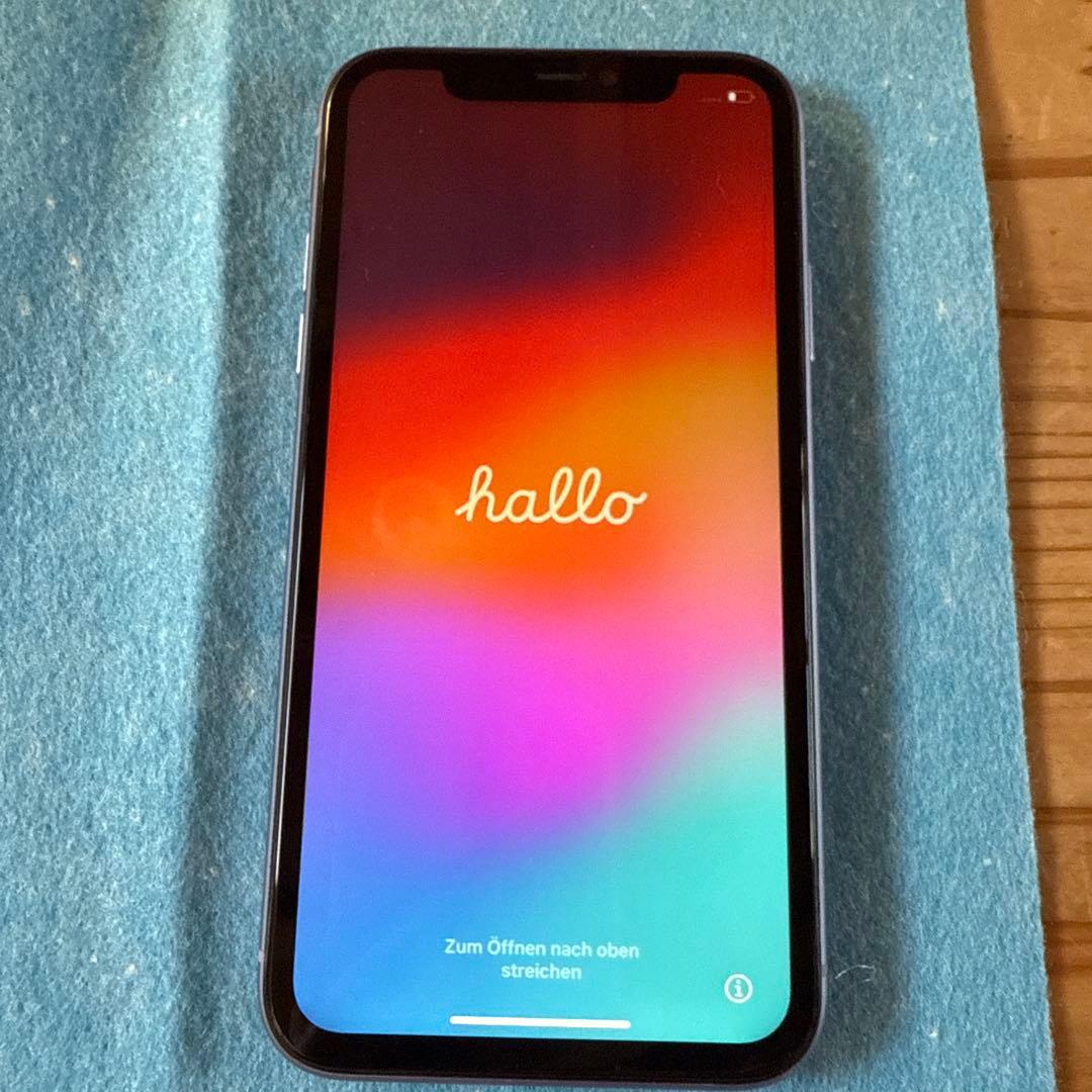 美品iPhone11 本体 256GB フィルム＆ケース＆ケーブルセット