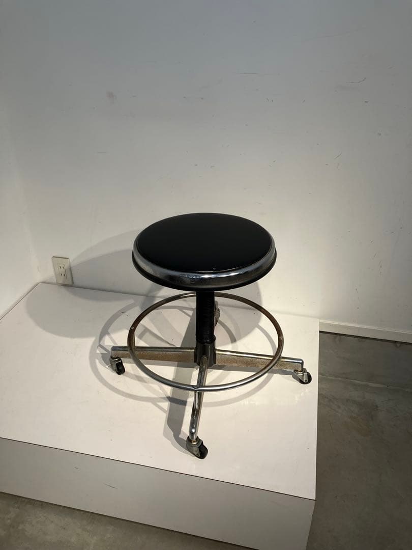 インダストリアル、ヴィンテージ・スチールスツール、オールド、レトロ、椅子、多目的