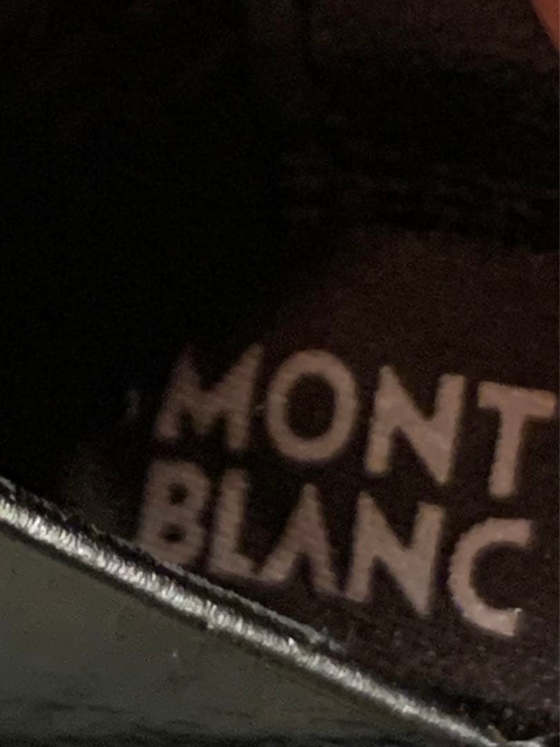 【新品未使用】Montblanc ブラックレザー 名刺入れ