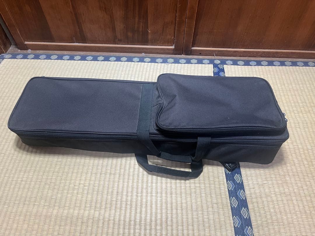 三線 人工皮　ストラップ付き　美品