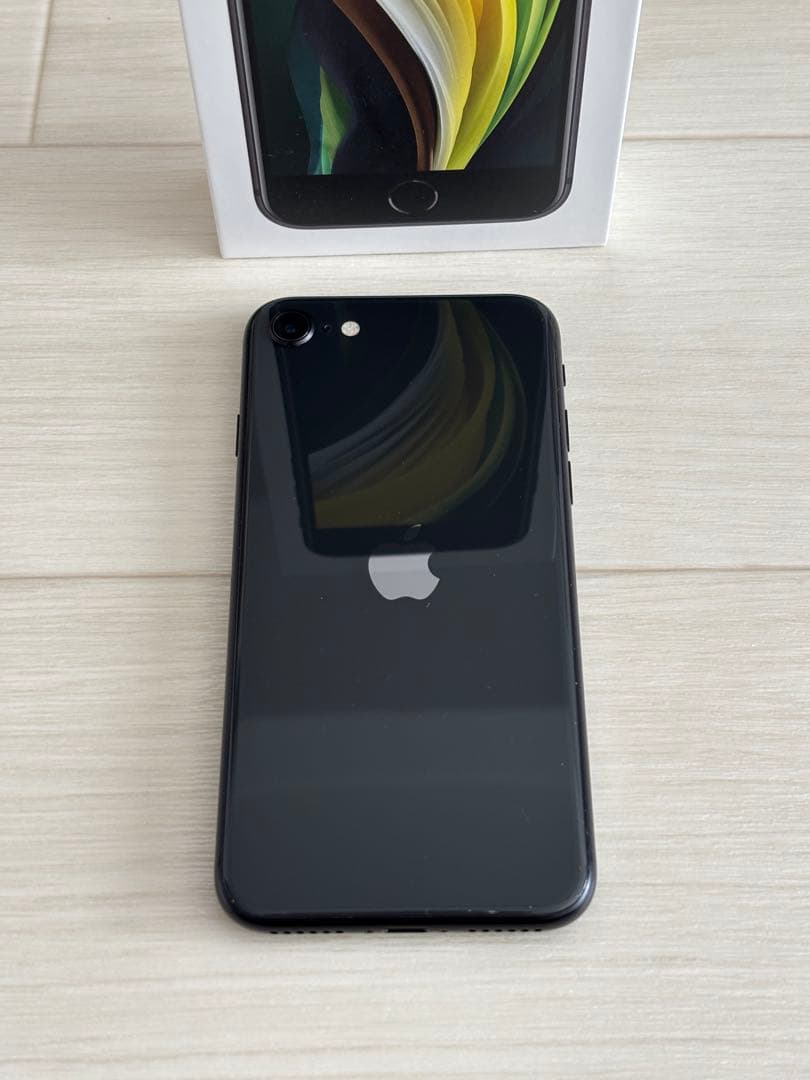 【極美品】iPhone SE 第2世代 (SE2) 128GB Black