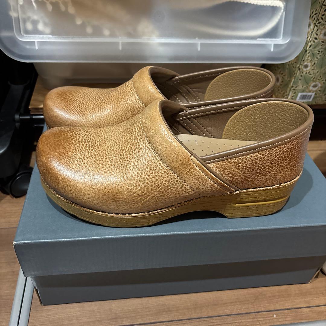 ダンスコ　プロフェッショナル　ハニー　サイズ40