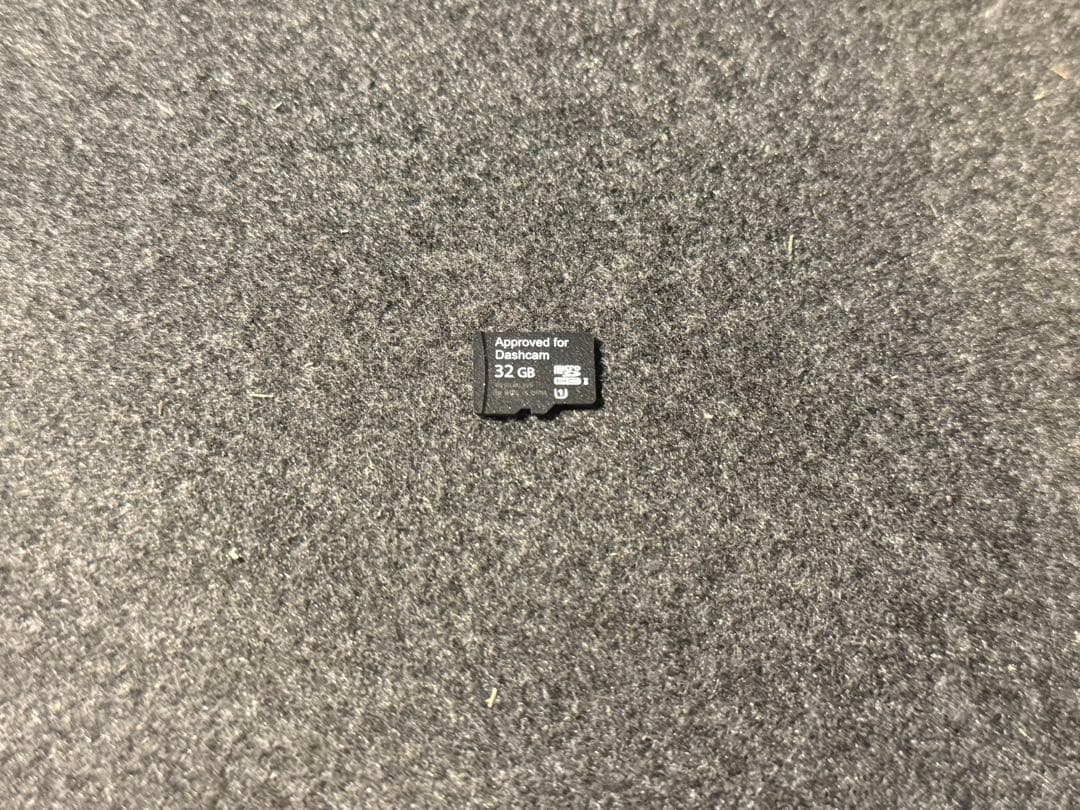 アウディ 純正 ドライブレコーダー UTR 2.0 前後