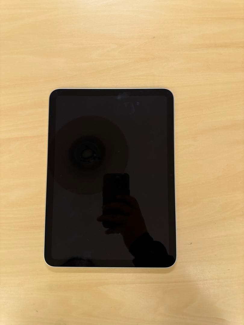 よ*じ様 iPad 10世代 Wi-Fiモデル 64GB apple