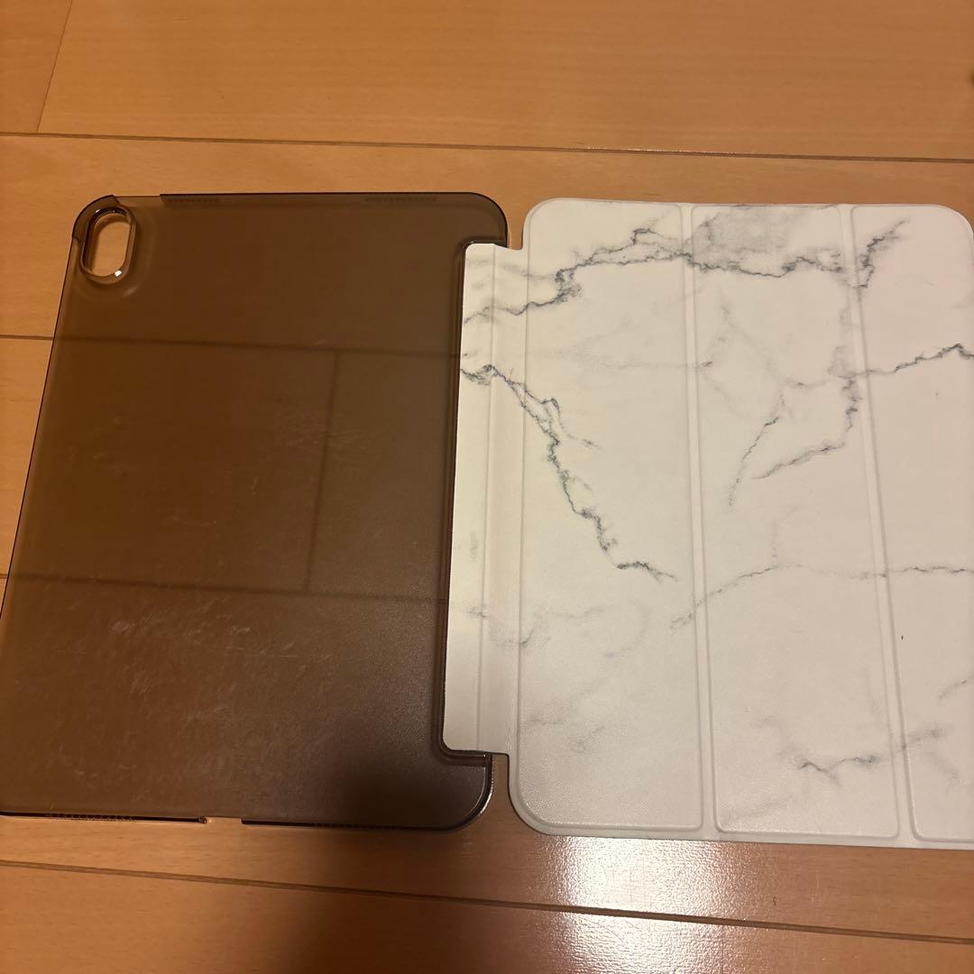 iPad（第10世代）64GB シルバー　ケース付き