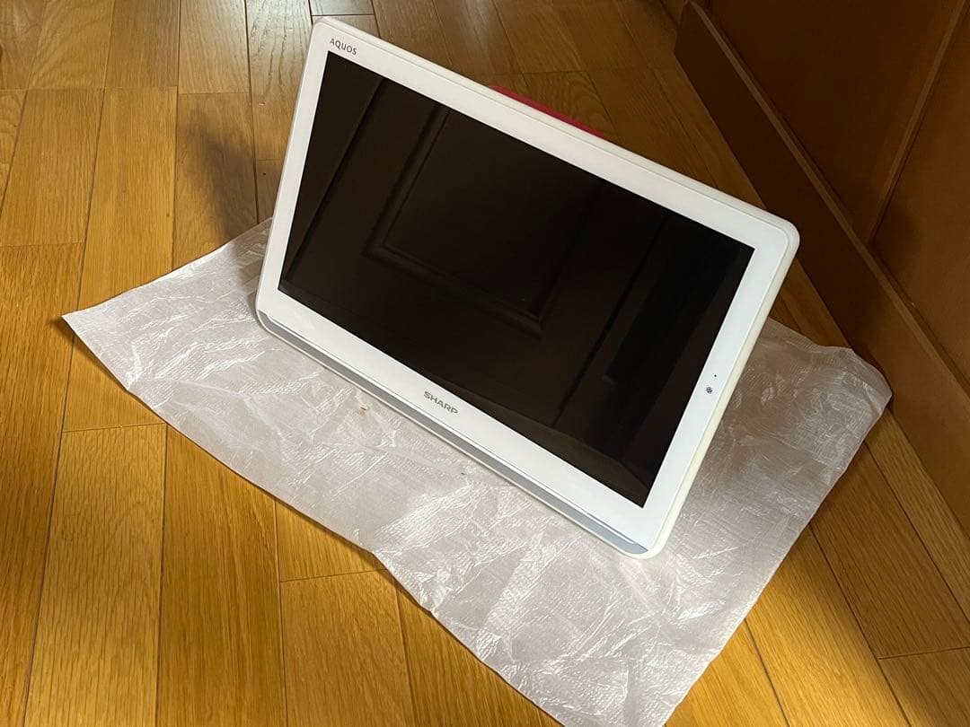 SHARP AQUOS 2T-C16AP 16型 防水ポータブル液晶テレビ