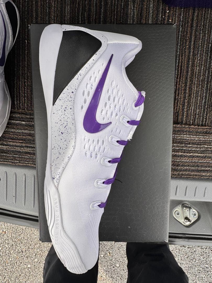 Nike Kobe 9 コービー9 バスケットボールシューズ ホワイト/パープル