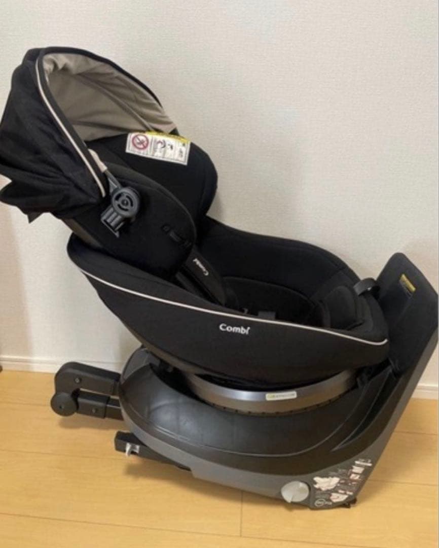 【美品】combi クルムーヴスマート ISOFIX エッグショック Neo
