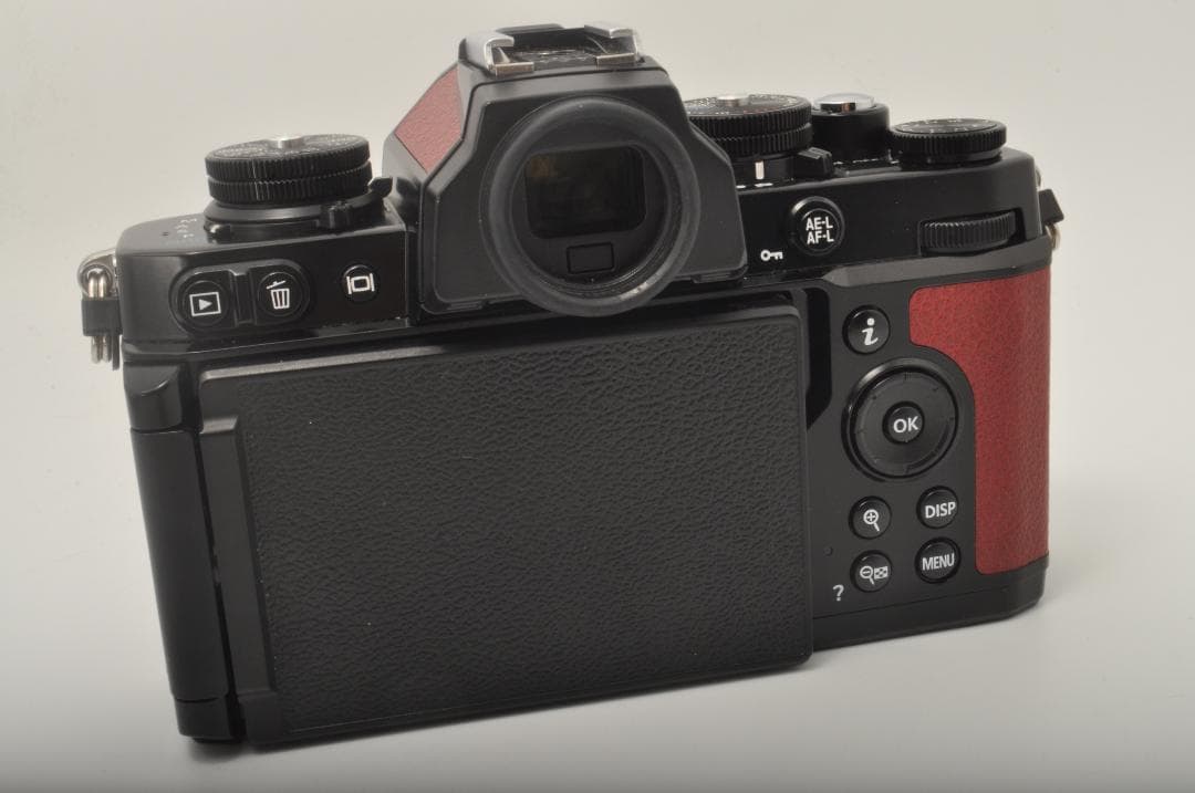 Nikon ニコン ミラーレスカメラ Z fc ボディー プレミアムエクステリア