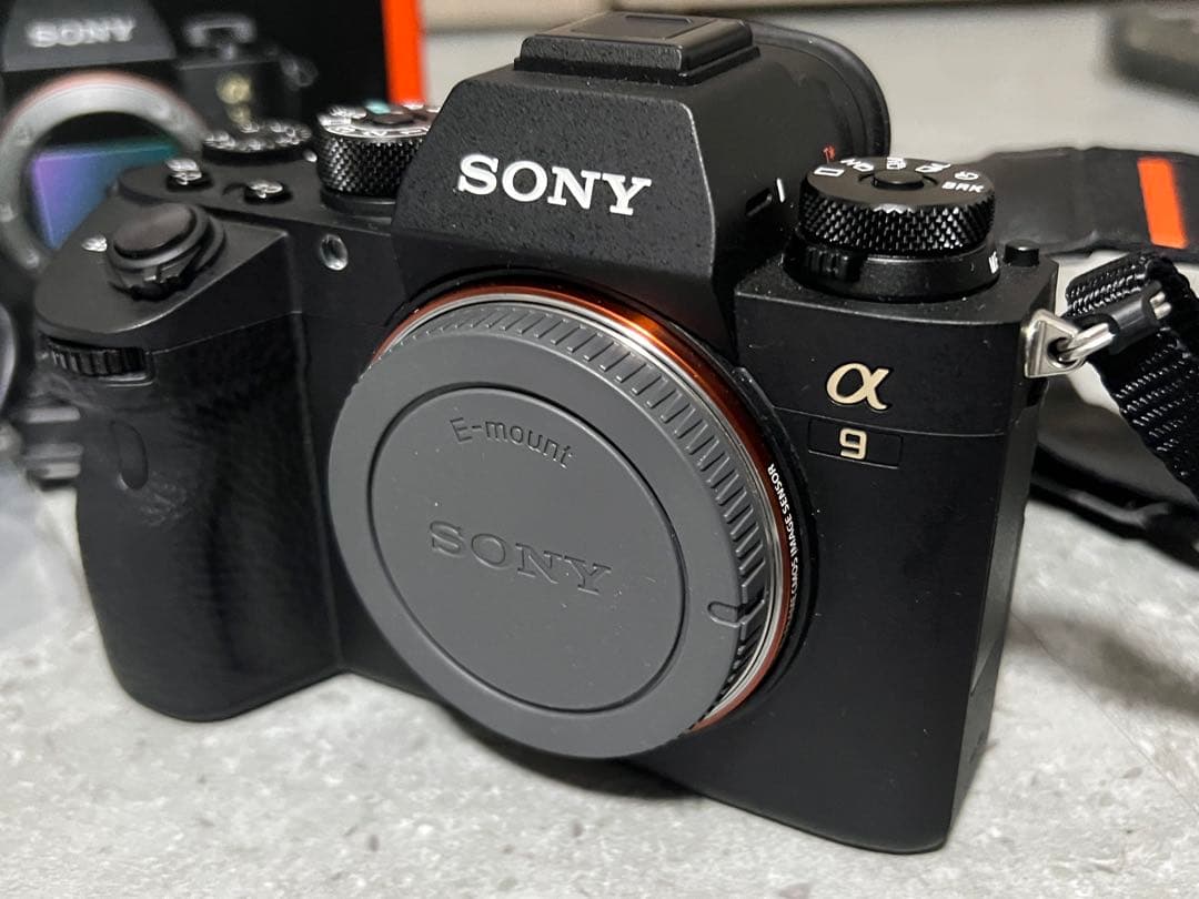 美品　SONY α9 ミラーレスカメラ 本体