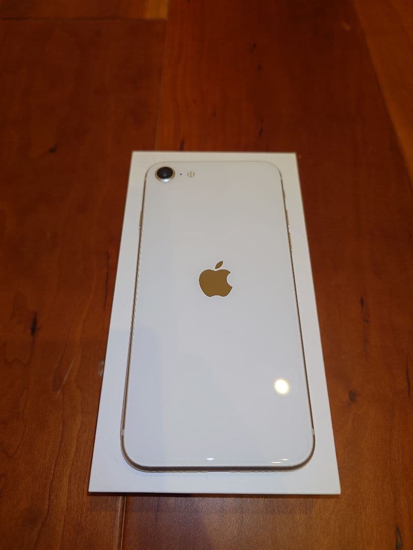 【整備済/即発送】iPhone SE 第3世代 100% 64GB SIMフリ