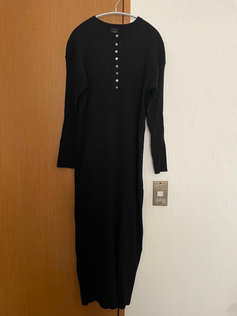 スピック＆スパン／ヘンリーネックリブニットワンピース