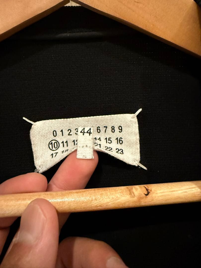 メゾンマルジェラ　ノーカラージャケット